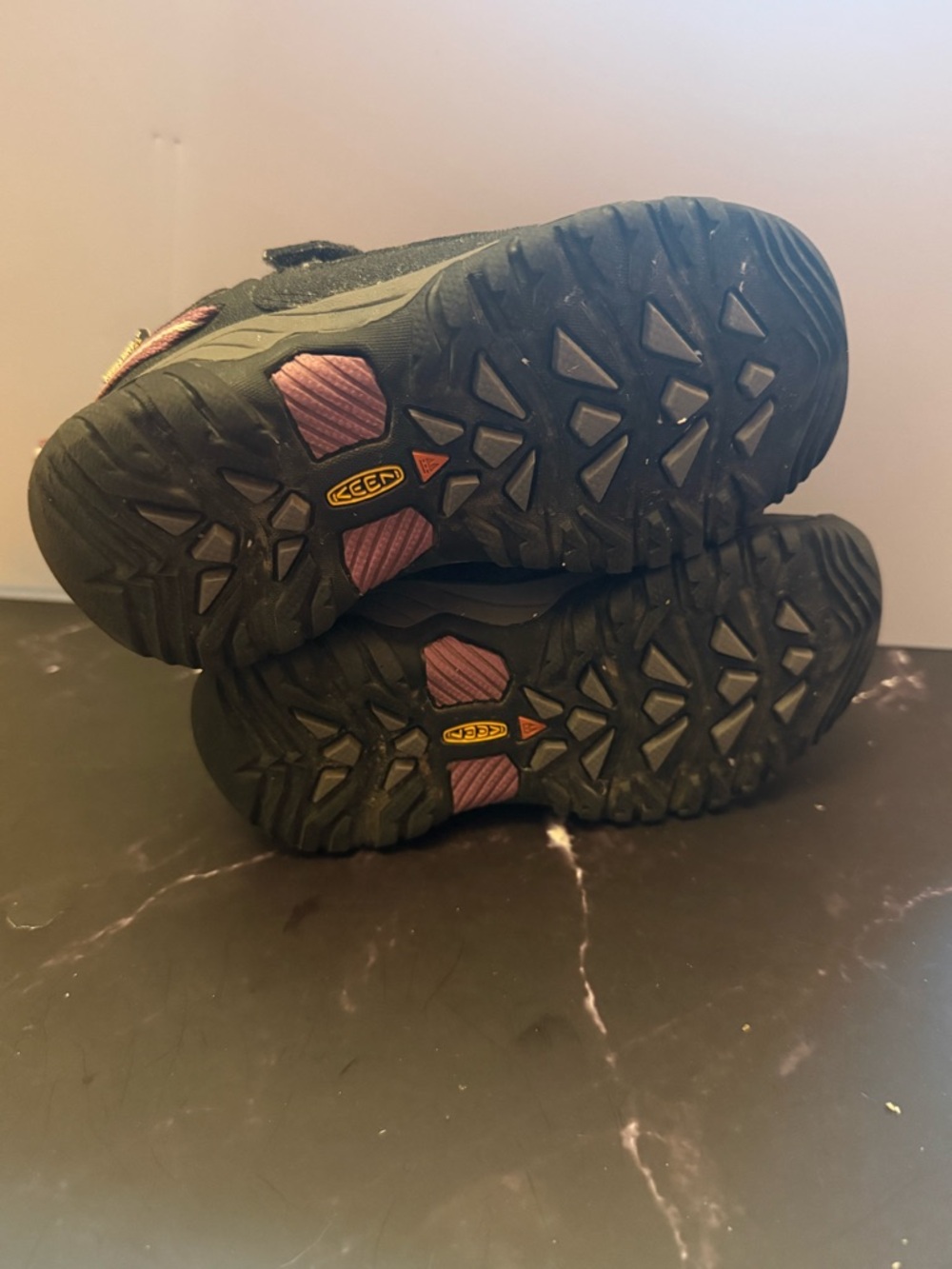 Keen Kids Black and Pink Trail Targhee waterproof boot - Picture 6 of 6